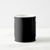 忙しい子育てに奮闘中！おもしろい ソフトボール バレー 母 コーヒーマグカップ (中央)