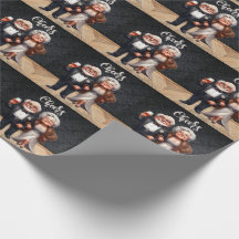 応援おもしろいの老夫婦が町に向けて着飾る