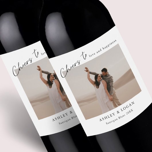 応援からパーソナライズされた結婚式の引き出物写真 ワインラベル