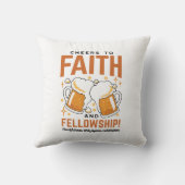 応援から信仰とフェローシップ – オクトーバーフェストティー クッション (裏面)