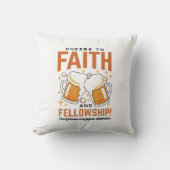応援から信仰とフェローシップ – オクトーバーフェストティー クッション (正面)