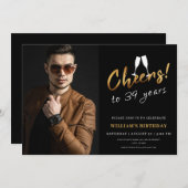 応援から39年金ゴールド黒大人誕生日写真 招待状 (正面/裏面)