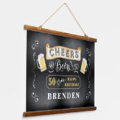 応援とビール50歳の誕生日パーティー 吊り下げ型タペストリー (傾斜あり)