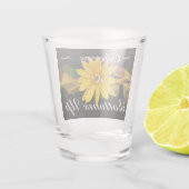 応援とボトムズアップイエローサンフラワーオンブラック ショットグラス (裏面)