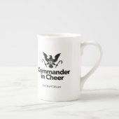 "応援の司令官"の骨灰磁器のマグ ボーンチャイナマグカップ (右)