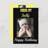 応援アップ！誕生日カード不機嫌な女の子が喜びを願う (正面/裏面)