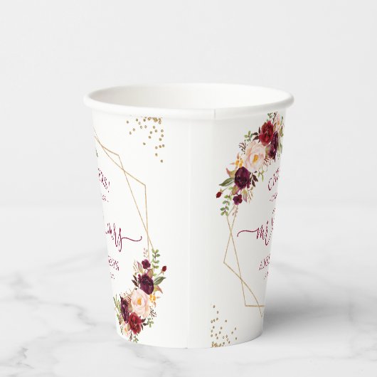 応援ブルゴーニュ赤フローラ金ゴールド幾何学模様結婚 紙コップ (右)