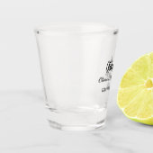 応援21歳の誕生日の追加の名前のシンプル日付ミニマル ショットグラス (左)
