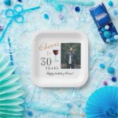 応援30年レッドワイン30歳の誕生日の写真 ペーパープレート (パーティー)