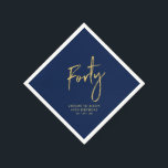 応援4モダンNavy Blue 40th Birthdayパーティー スタンダードカクテルナプキン<br><div class="desc">このカスタム紙ナプキンはスタイリッシュ40歳の誕生日お祝いに詳細を追加する。このデザインはシンプルネイビーブルーの背景に金ゴールドレタリングとカスタム文字40を搭載したシックなを特徴とする。マッチング招待状とパーティー用品は私のショップBaraBomDesignで利用可能。</div>