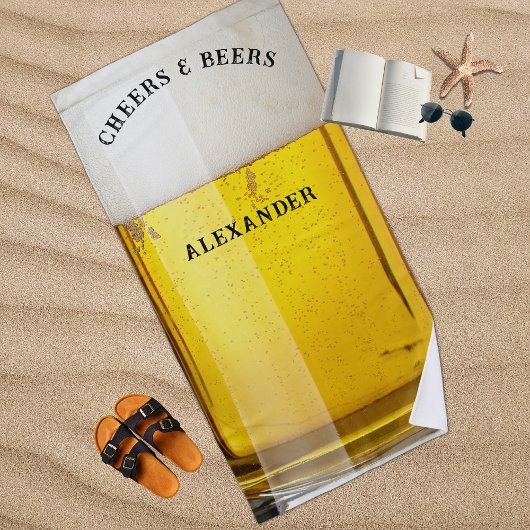 応援Nビール飲む巨大なマグスタインモノグラム ビーチタオル