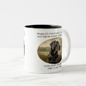 忠実なブラックラボ ツートーンマグカップ (正面右)