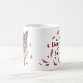 快挙に微笑む狼のプリントを持つマグカップ コーヒーマグカップ (中央)