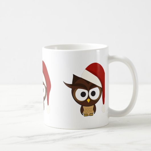 怒ったフクロウがサンタ帽を被っている コーヒーマグカップ (右)