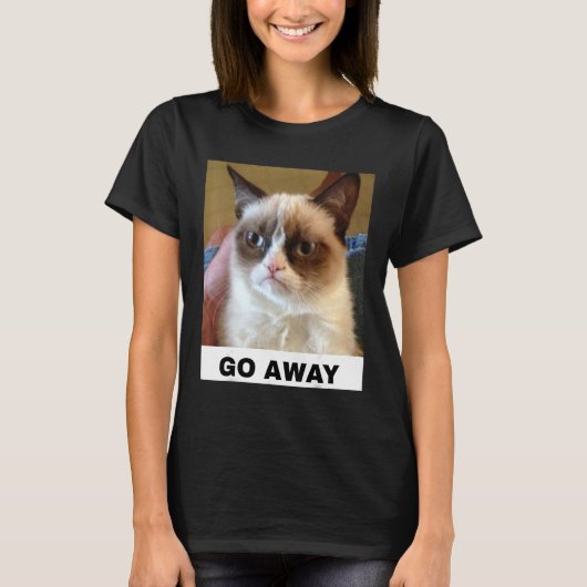 怒った猫 Tシャツ (正面)
