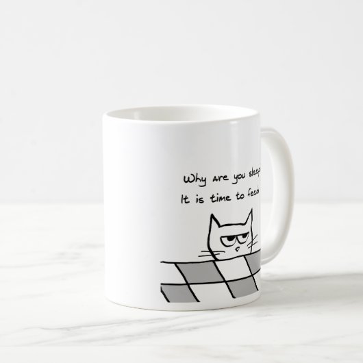 怒っている猫はベッドからほしいと思います コーヒーマグカップ (正面右)