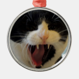 怒っている猫 メタルオーナメント