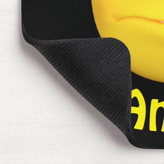 怒っているEmojiの顔文字の漫画の顔 マウスパッド (コーナー)