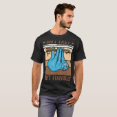 怒らない怒りっぽいナマケモノではない Tシャツ (正面フル)