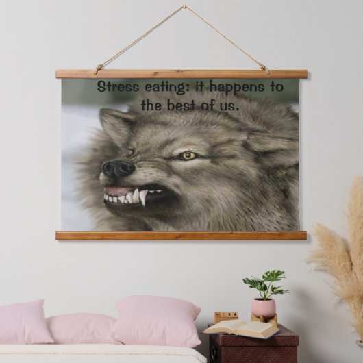怒歯を見せた狼 吊り下げ型タペストリー (寝室)