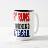 怒走朝サッカー ツートーンマグカップ (正面右)