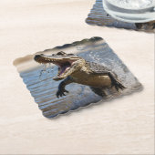 怖いジョーズ：オーストラリアのワニが飛び跳ね ペーパーコースター (アングル)