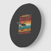 怖いハロウィンのクモの巣の夕焼けデザイン_1 ラージ壁時計 (傾斜)