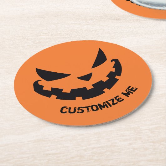怖いハロウィーンのカボチャのちょうちんカスタムオレンジハローウィンパーティ ラウンドペーパーコースター (アングル)