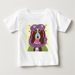 怖いモンスターの格好をしたバセットハウンド ベビーTシャツ