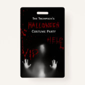 怖い血まみれのハロウィンコスチュームパーティー ブラック VIP バッジ (正面)