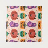 怖い衣装の不気味なカボチャ。ハロウィンおめでとう タペストリー (正面(横))