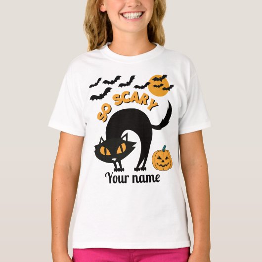怖い黒猫名前をカスタムするハロウィーンの女の子 Tシャツ (正面)
