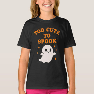怖がらせるにはかわいすぎる - 面白いハロウィーンの幽霊の女の子 Tシャツ