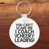 怖がらせるわけにはいかないチアリーティング監督！ キーホルダー (正面)
