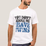 怖くないね双子のTシャツが。 Tシャツ<br><div class="desc">怖くないでね双子のTシャツを買ってパパ。ツインおもしろいアイディアの新しいお父さんへの贈り物ベビー。ヴィンテージグランジは父のデザインカッコいいに見える。息子や娘の家族のユーモア。</div>