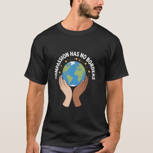 思いやりは国境を超える 多様性を包み込む Tシャツ (正面)