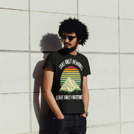 思い出だけを撮離れる足跡ハイキング Tシャツ