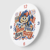 思い出に残る「Born Free Born Fuzzy」 ラージ壁時計 (傾斜)