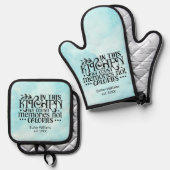 思い出はカロリーではないライトブルー 鍋つかみ&鍋敷きセット (正面/裏面)