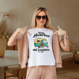 思い出を一度に1つのキャンプ場にする Tシャツ