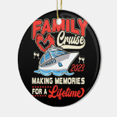 思い出を作るクルージングのためのファミリークルーズ2023 セラミックオーナメント (左)