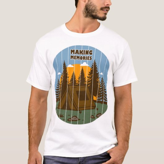 思い出を創るキャンプサイトテントの夕焼け Tシャツ (正面)