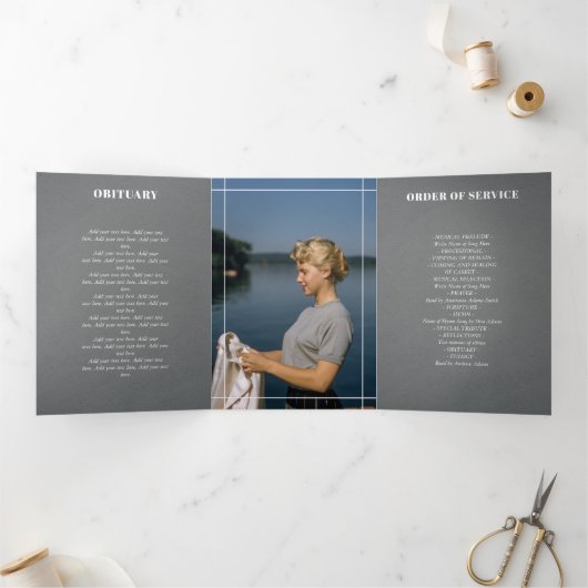 思い出を愛する写真葬の灰色の線 三つ折りプログラム (内部)