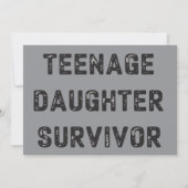 思春期の娘を生き残った面白い父の日ユーモア 招待状 (正面)