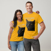 思考する猫がいるのさ 面白い駄洒落の引用 Tシャツ (ユニセックス)