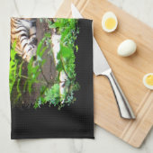 怠け者がシベリア虎を起こす キッチンタオル (四つ折り)