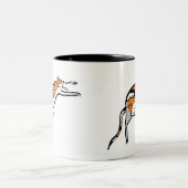 怠惰な太った三色のおもしろい猫 ツートーンマグカップ (中央)