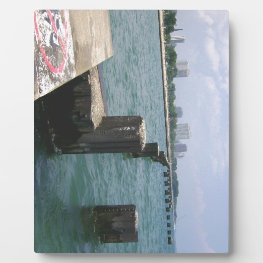 怠惰日オン波止場 フォトプラーク (正面)