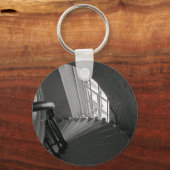 急な階段を下る キーホルダー (正面)