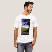 急上昇したタカのブドウ園の人のTシャツ Tシャツ (正面フル)